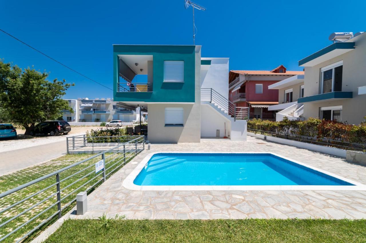 Danai & Palm Residential Complexes Ofrinion