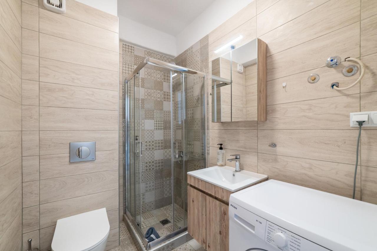 Apartment Danai & Palm Residential Complexes Ofrinion