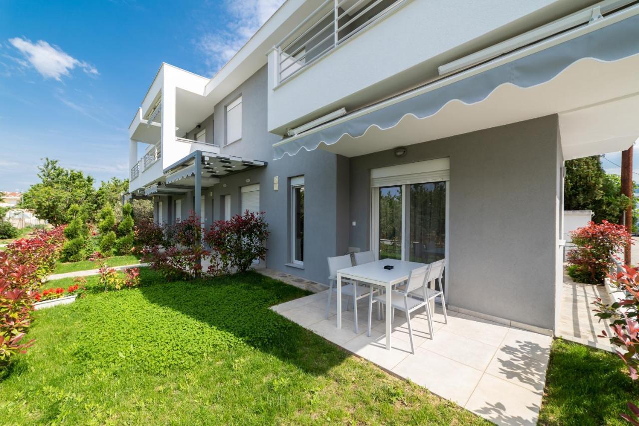 Danai & Palm Residential Complexes Ofrinion
