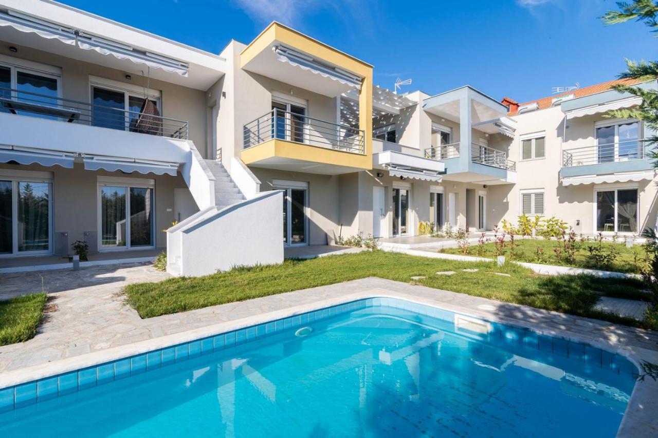 Apartment Danai & Palm Residential Complexes Ofrinion