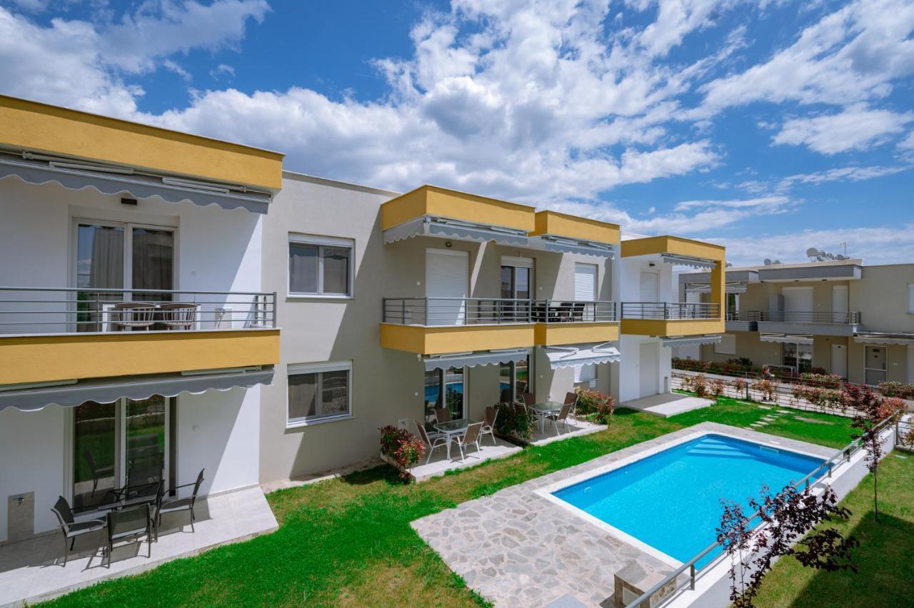 Danai & Palm Residential Complexes Apartment Ofrinion
